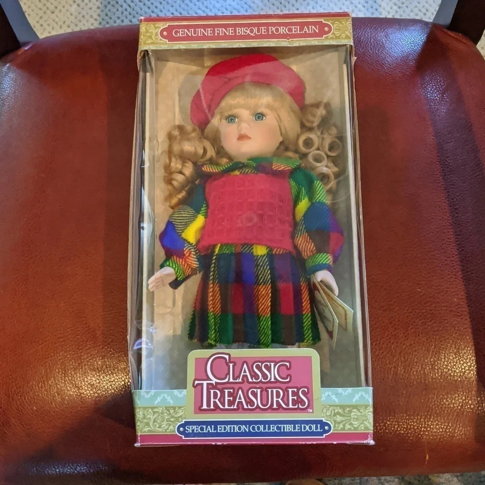 Vtg Porcelain Doll Classic Bisque Red Plaid Preppy Tartan New Pretty Face